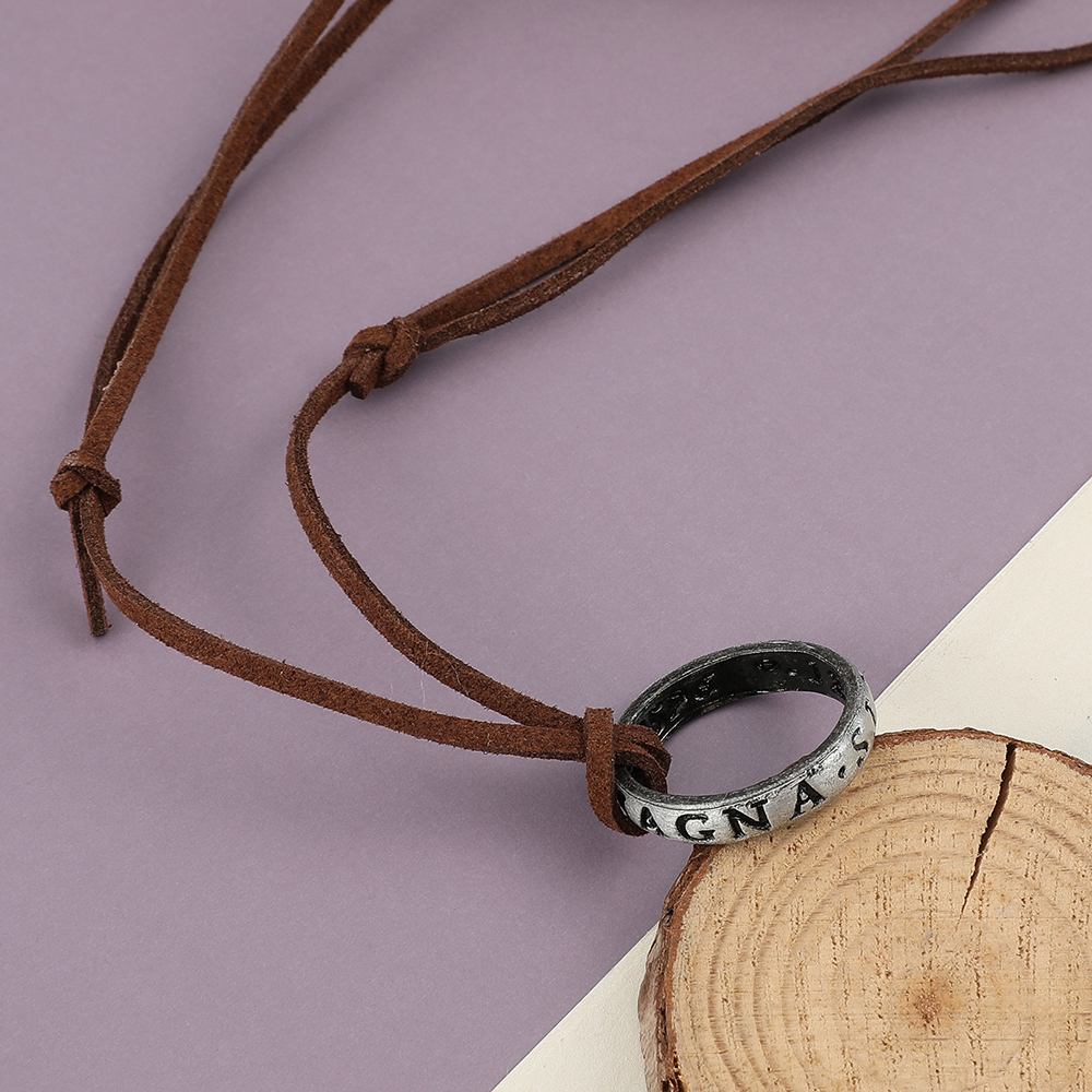Game Anime Leather Chain Ring  - Vintage Necklace reseña y precio