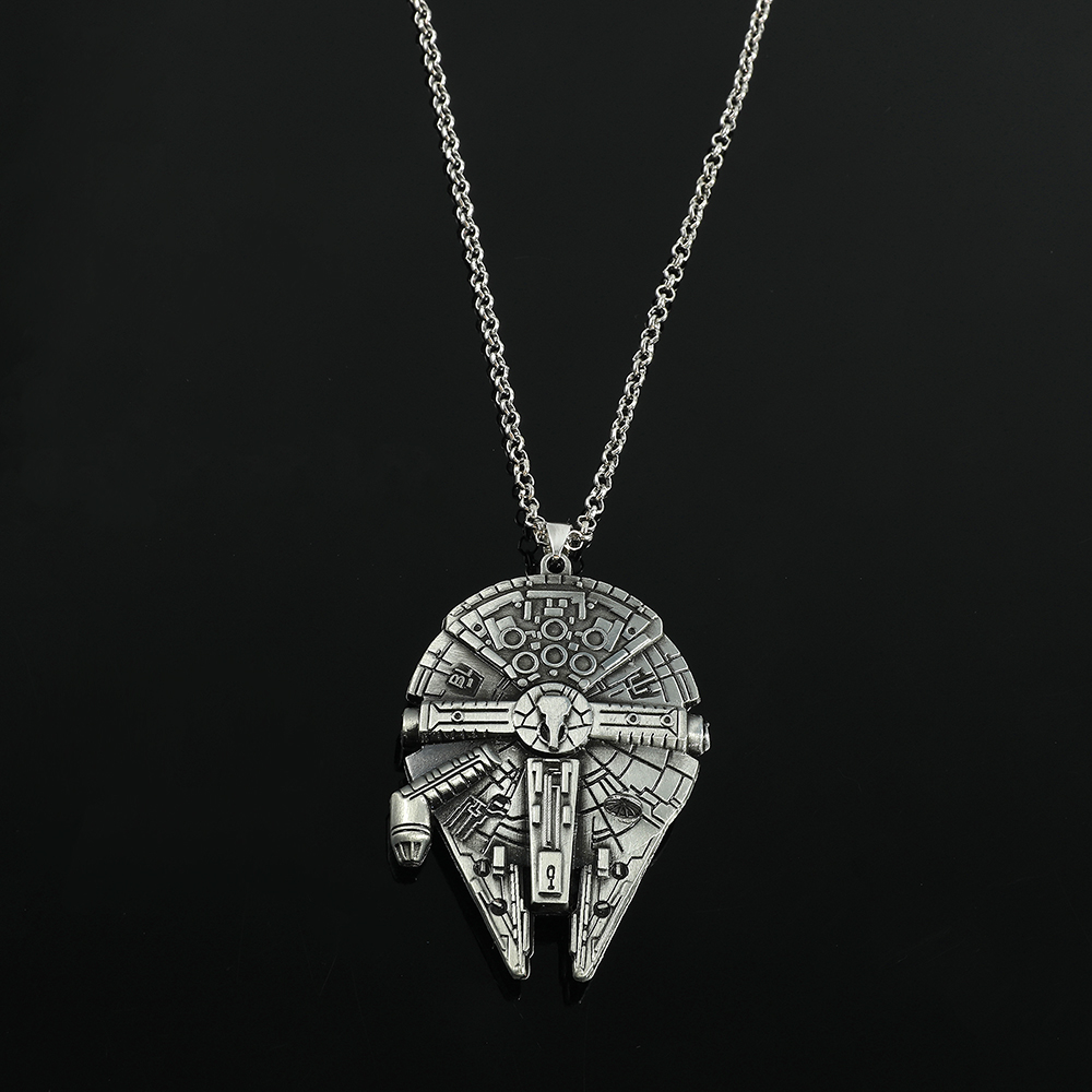 Vintage Spaceship Model Metal  - Vintage Necklace reseña y precio