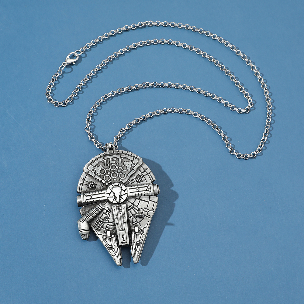 Vintage Spaceship Model Metal  - Vintage Necklace reseña y precio