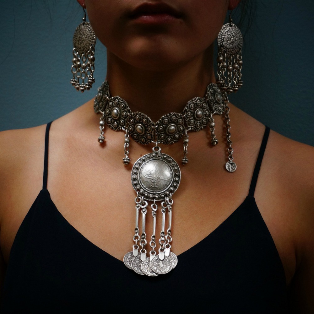 Ethnic Gypsy Vintage Metal Coi - Vintage Collectible Coins reseña y precio