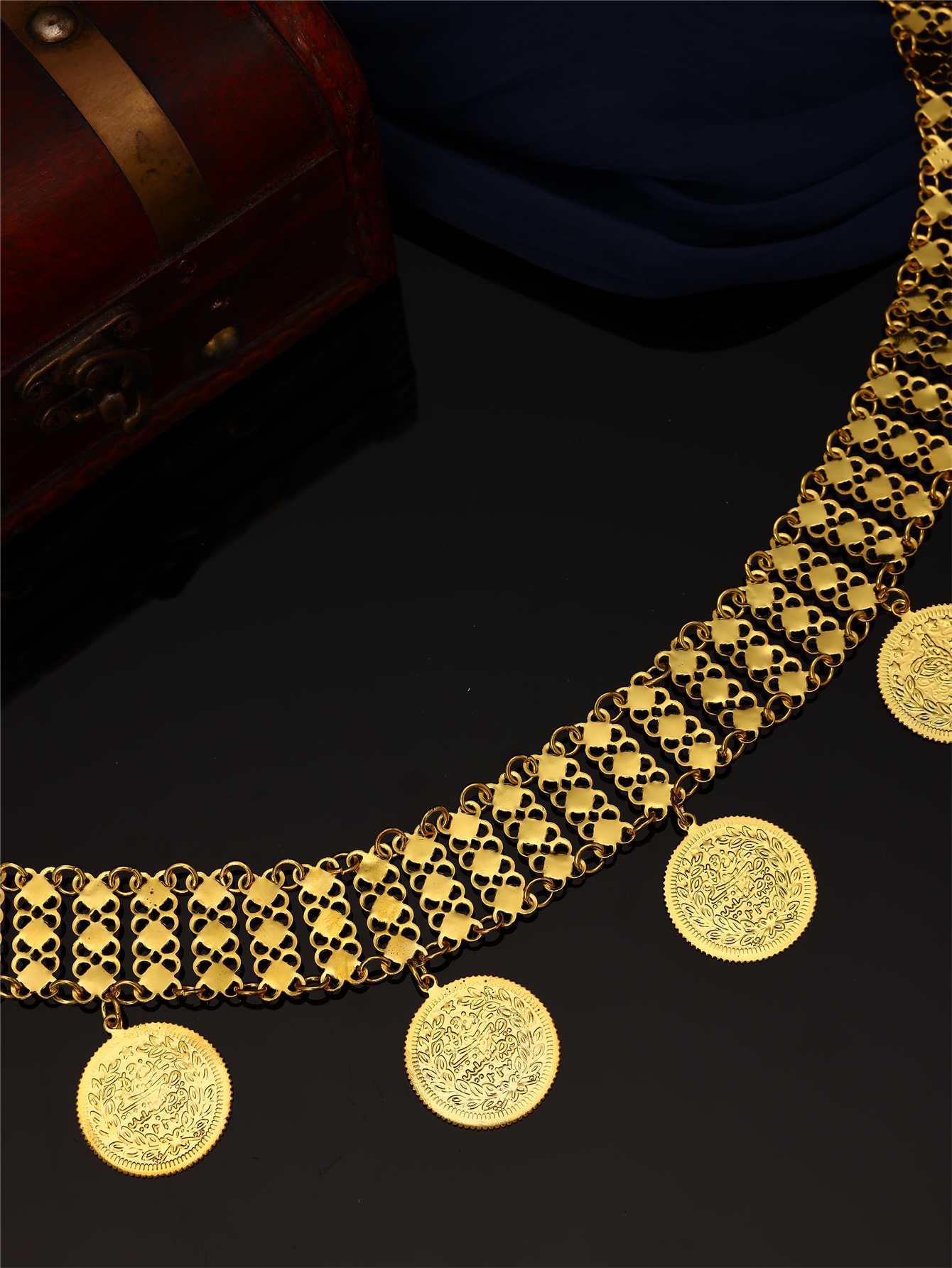 Luxurious Retro Women's Body C - Vintage Collectible Coins reseña y precio