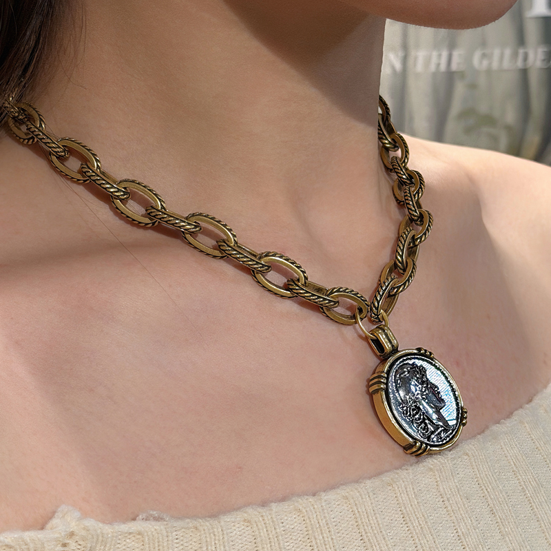Vintage Chokers Necklace Ancie - Vintage Collectible Coins reseña y precio