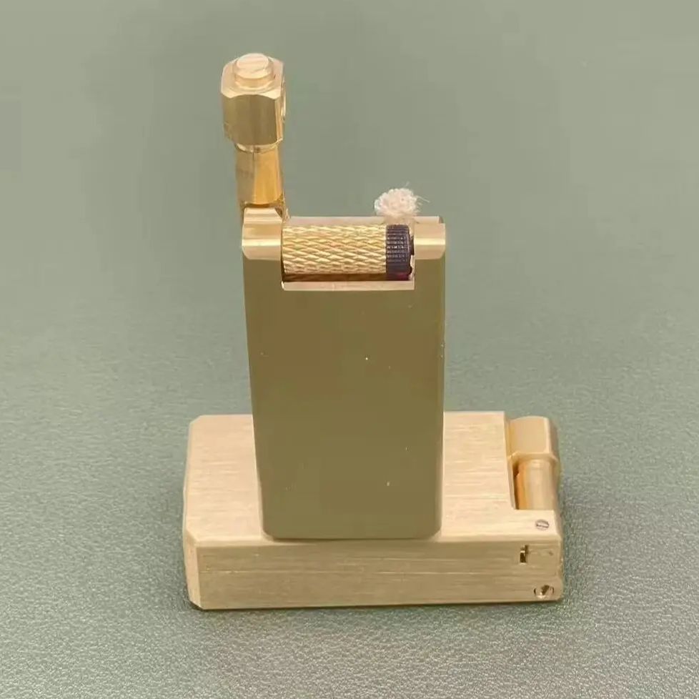 Vintage European Pipe Lighter, - Vintage Collectible Lighters reseña y precio