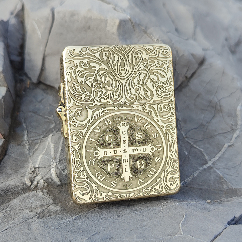 Zoro Kerosene Lighter Z915S Pu - Vintage Collectible Lighters reseña y precio