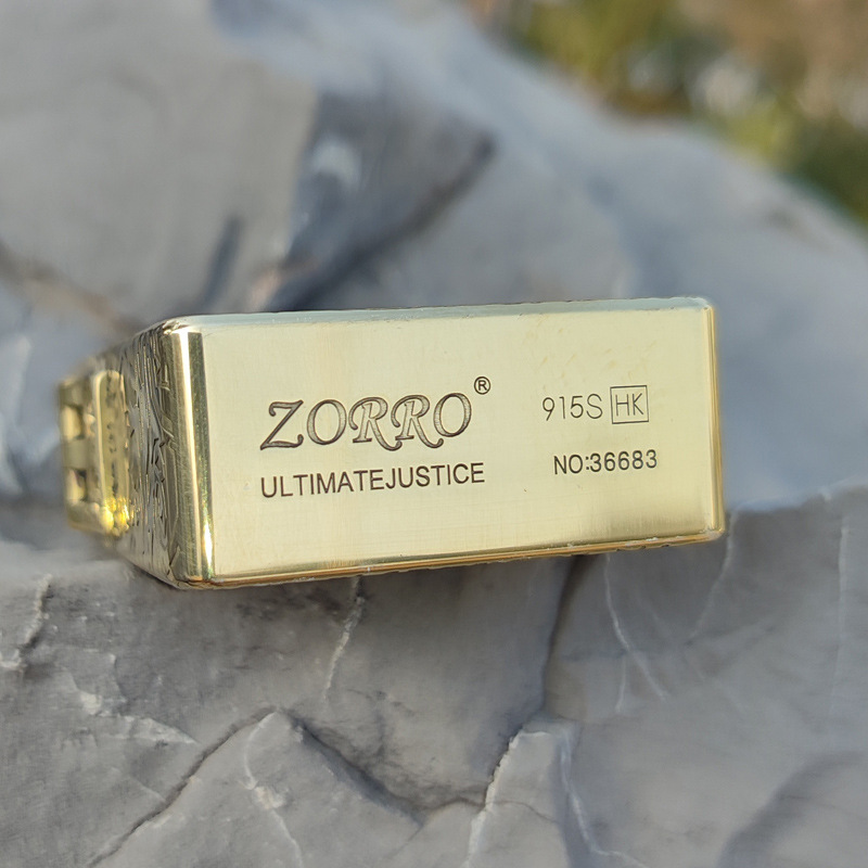 Zoro Kerosene Lighter Z915S Pu - Vintage Collectible Lighters reseña y precio